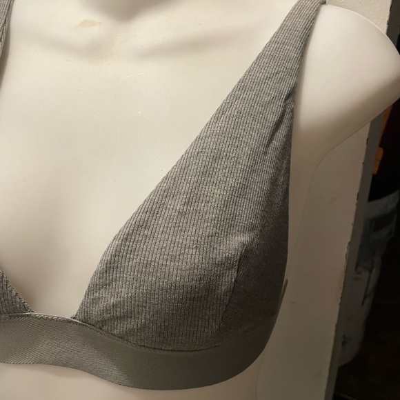 Halara Brand NWT Women's XS Gray Lounge Triangle Style Bra Bralette - Picture 5 of 5